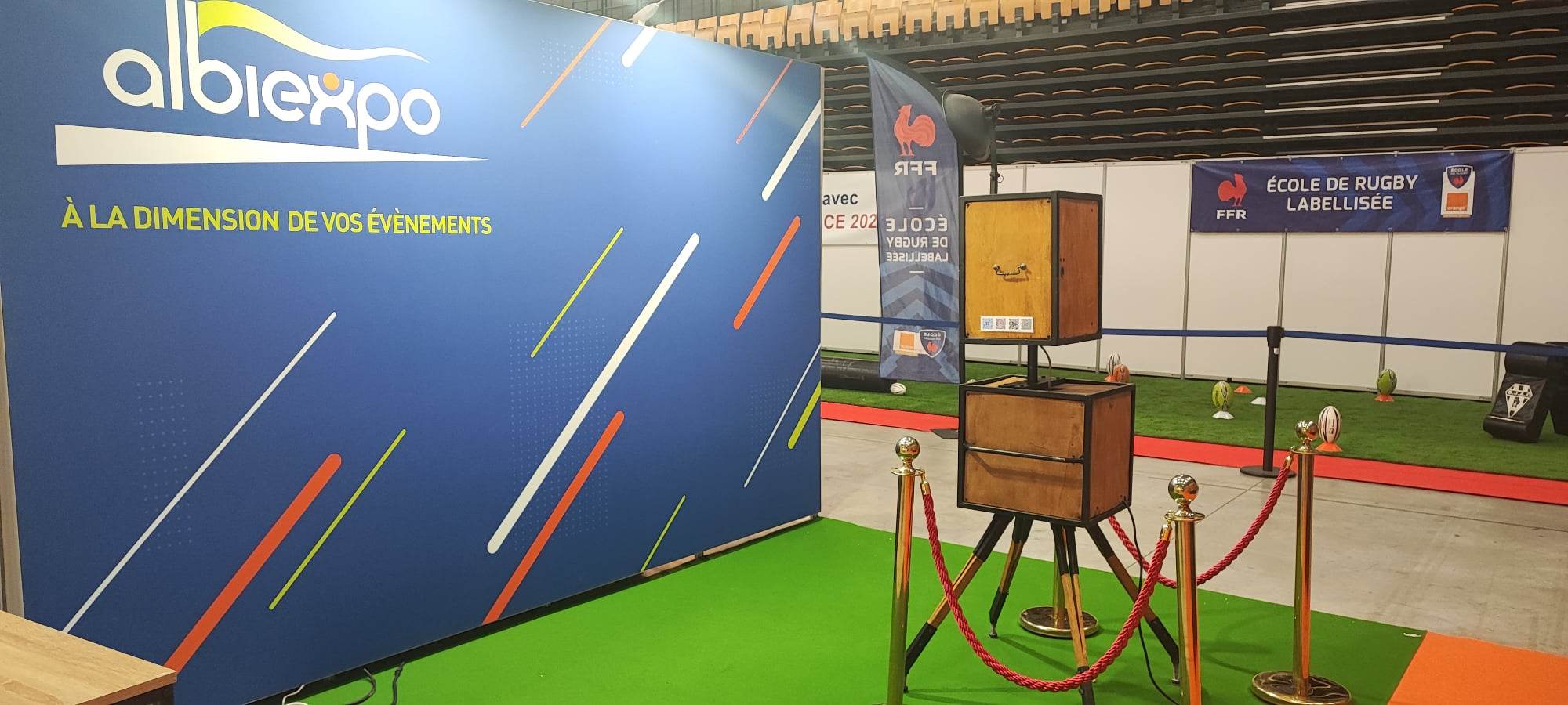 Lire la suite à propos de l’article La Tchiz in Box Photobooth / borne à selfie à la FOIRE EXPO ALBI 2023 –